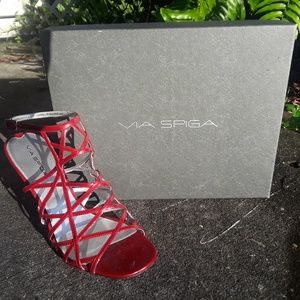 Via Spiga Red Patent Leather Square Toe shoe